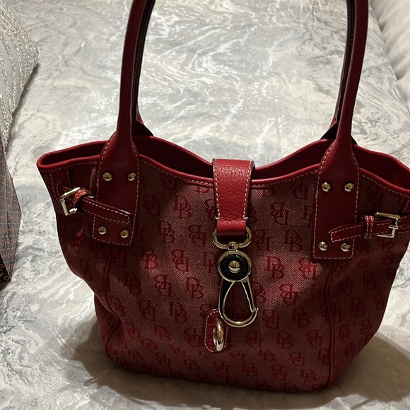 Authentic Dooney and Bourke - Picture 2 of 4